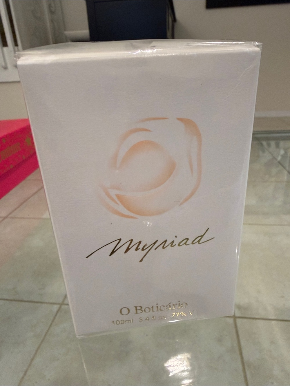 Myriad Eau de Parfum - White & Gold Packaging